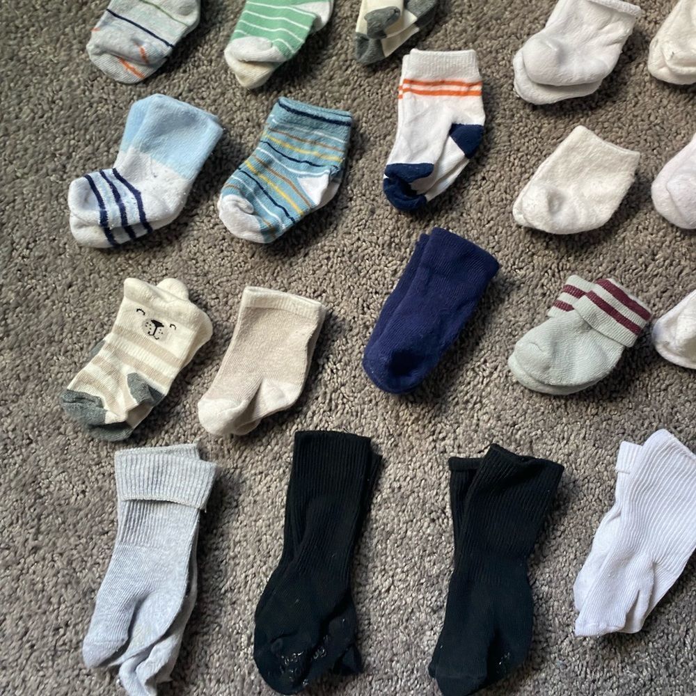 21 pairs of Infant socks bundle 0-6M